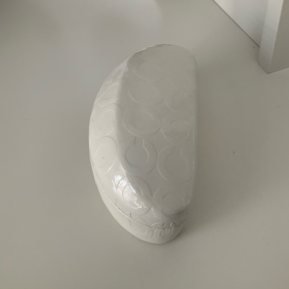 COACH Hardshell White Monogram CC Sunglasses Eyeglasses Protective Case - Picture 13 of 14